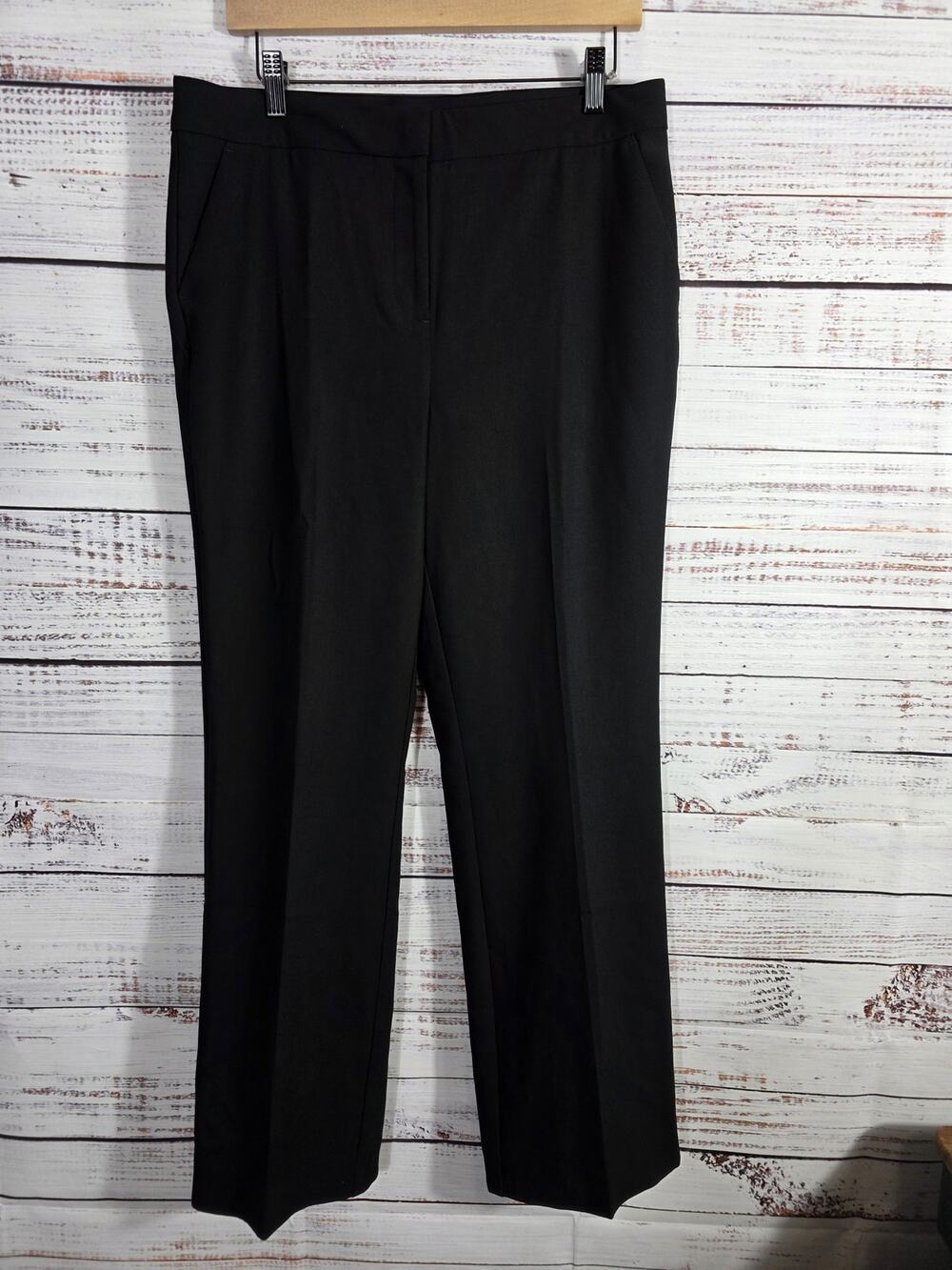 Chico's women's Black Straight Leg Dress Pants Size 1R (8R)